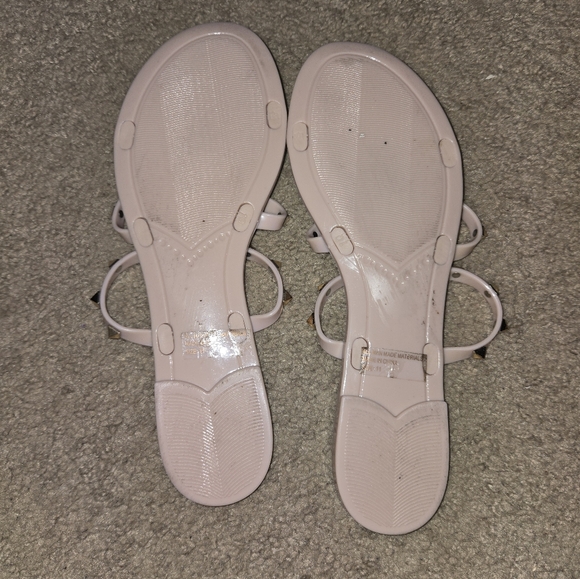 Nude flat sandals - Picture 2 of 3